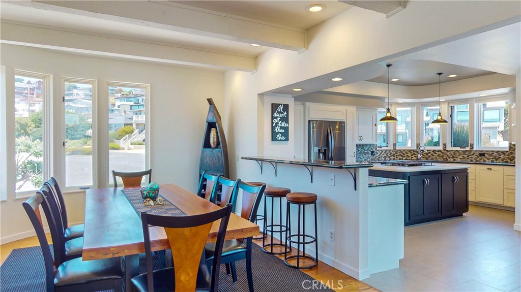 4925 Windsor Boulevard, Cambria, CA 93428
