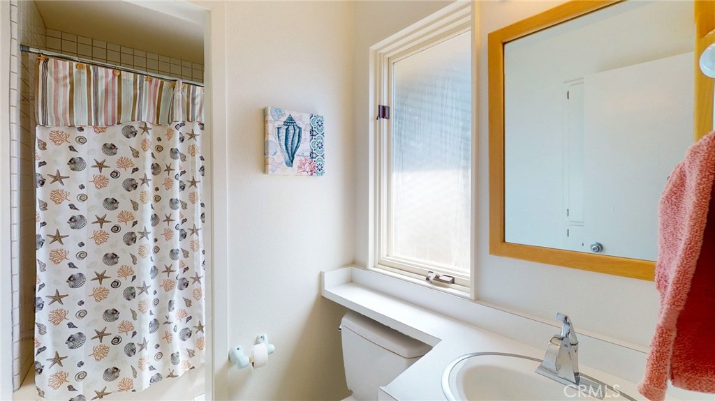 4925 Windsor Boulevard, Cambria, CA 93428