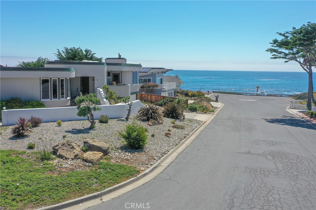 4925 Windsor Boulevard, Cambria, CA 93428