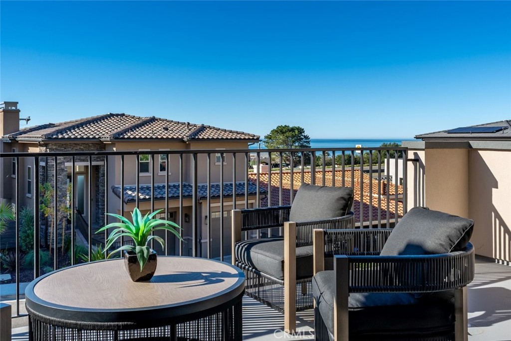 2732 Barcelona Street, Pismo Beach, CA 93449