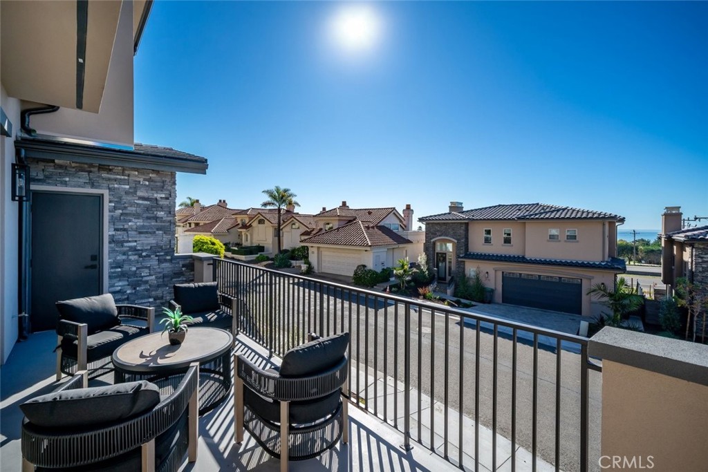 2732 Barcelona Street, Pismo Beach, CA 93449