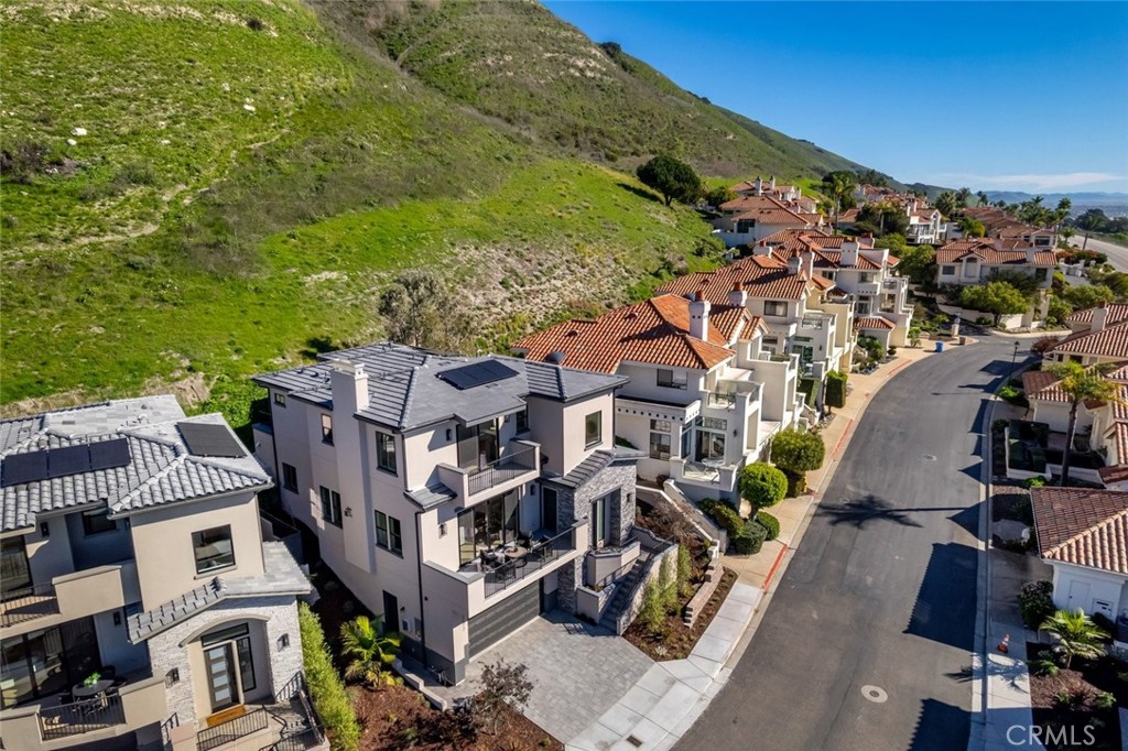 2732 Barcelona Street, Pismo Beach, CA 93449