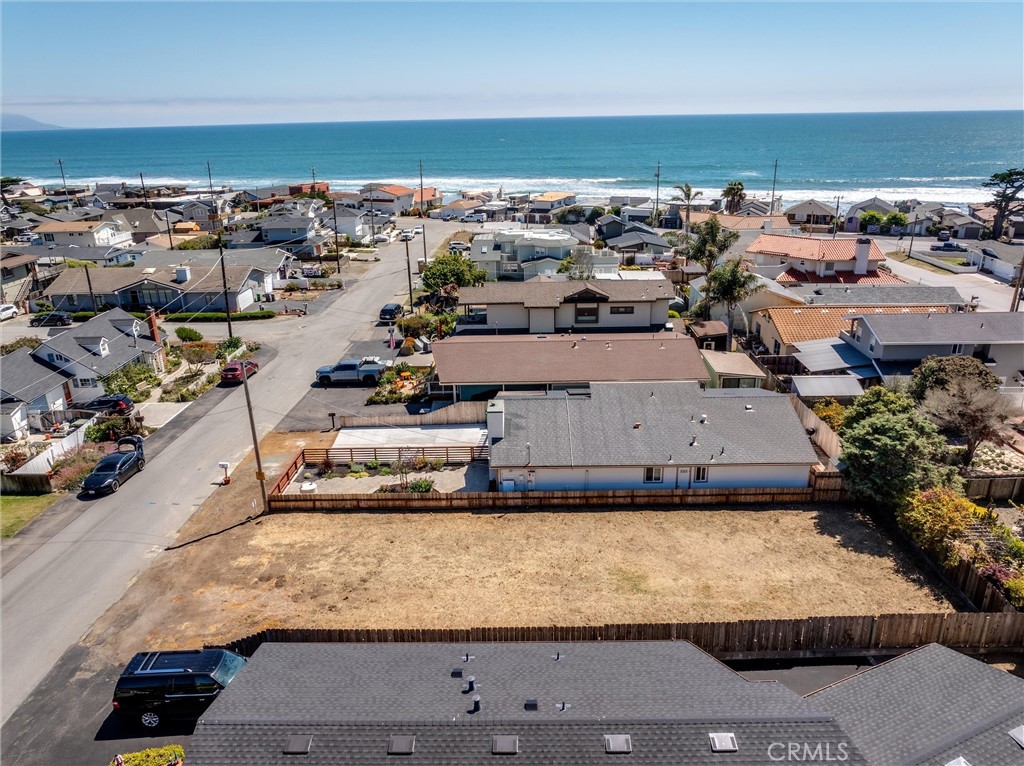 61 10th, Cayucos, CA 93430