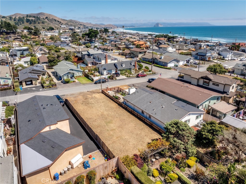 61 10th, Cayucos, CA 93430