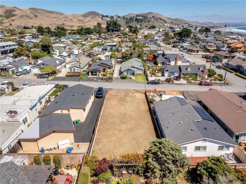 61 10th, Cayucos, CA 93430