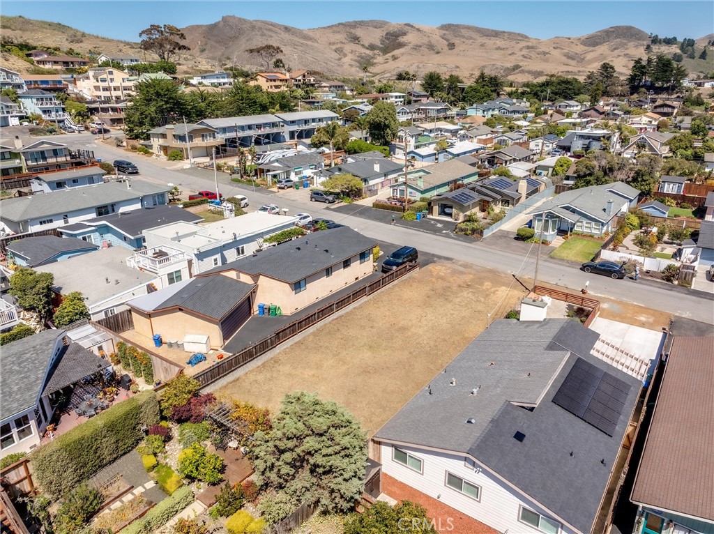 61 10th, Cayucos, CA 93430