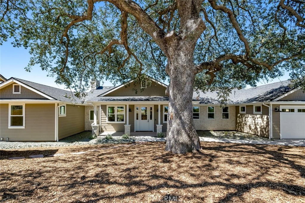 1006 Merry Hill Road, Paso Robles, CA 93446