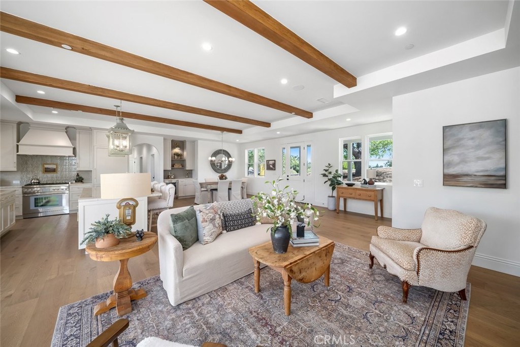 1006 Merry Hill Road, Paso Robles, CA 93446