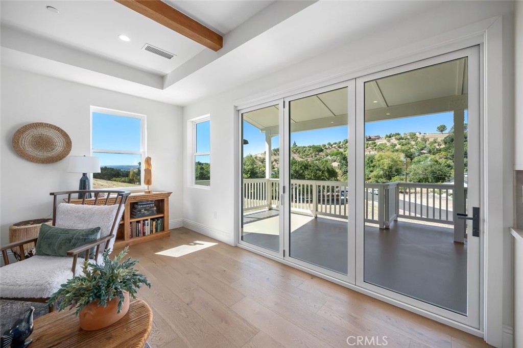 1006 Merry Hill Road, Paso Robles, CA 93446