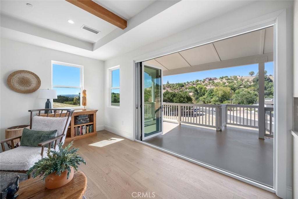 1006 Merry Hill Road, Paso Robles, CA 93446