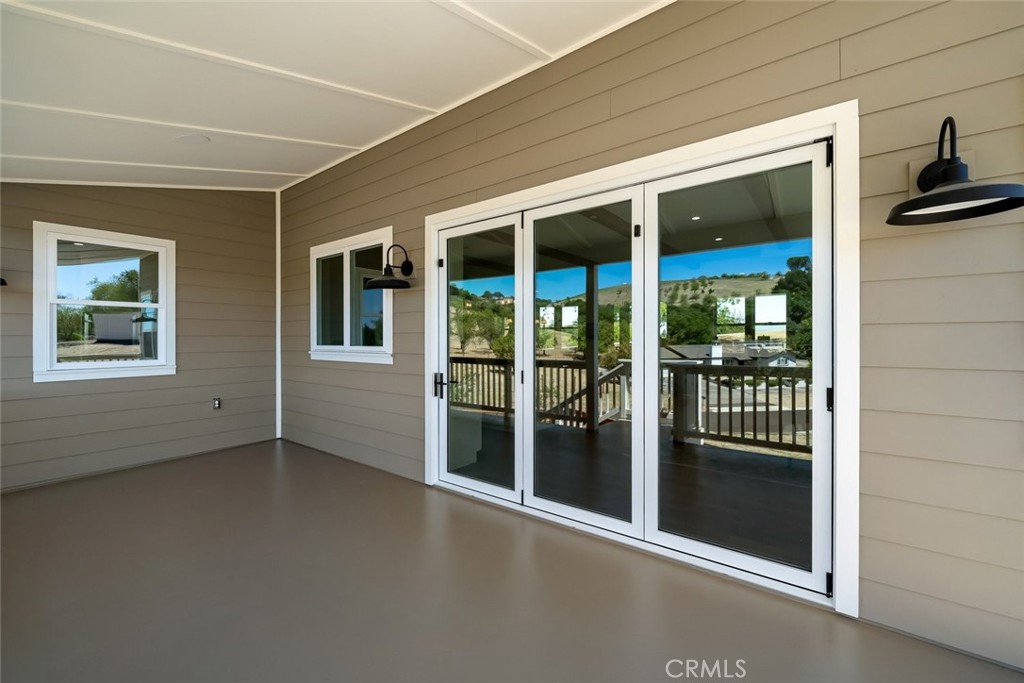 1006 Merry Hill Road, Paso Robles, CA 93446