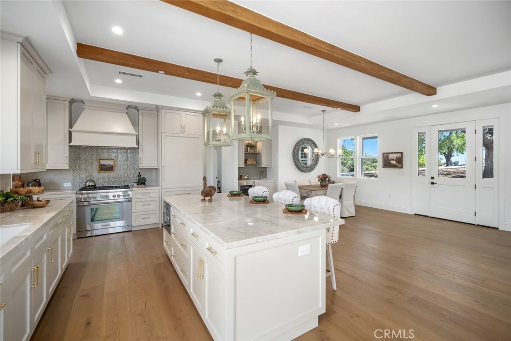 1006 Merry Hill Road, Paso Robles, CA 93446