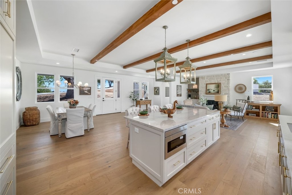 1006 Merry Hill Road, Paso Robles, CA 93446