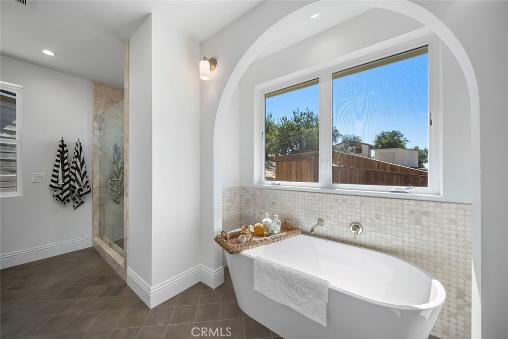 1006 Merry Hill Road, Paso Robles, CA 93446
