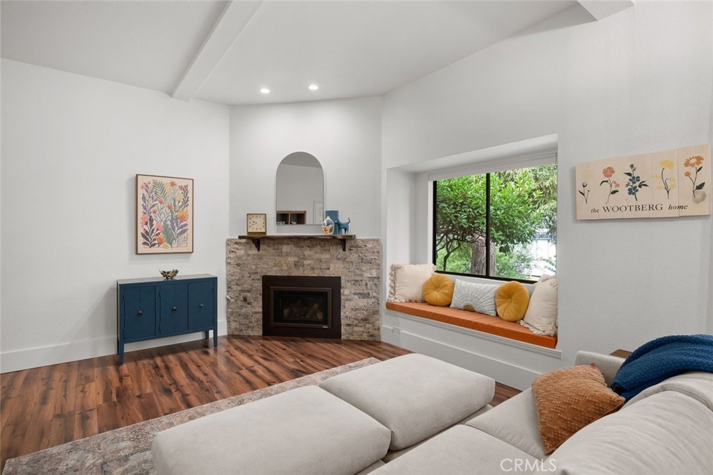 2221 King Court #22, San Luis Obispo, CA 93401