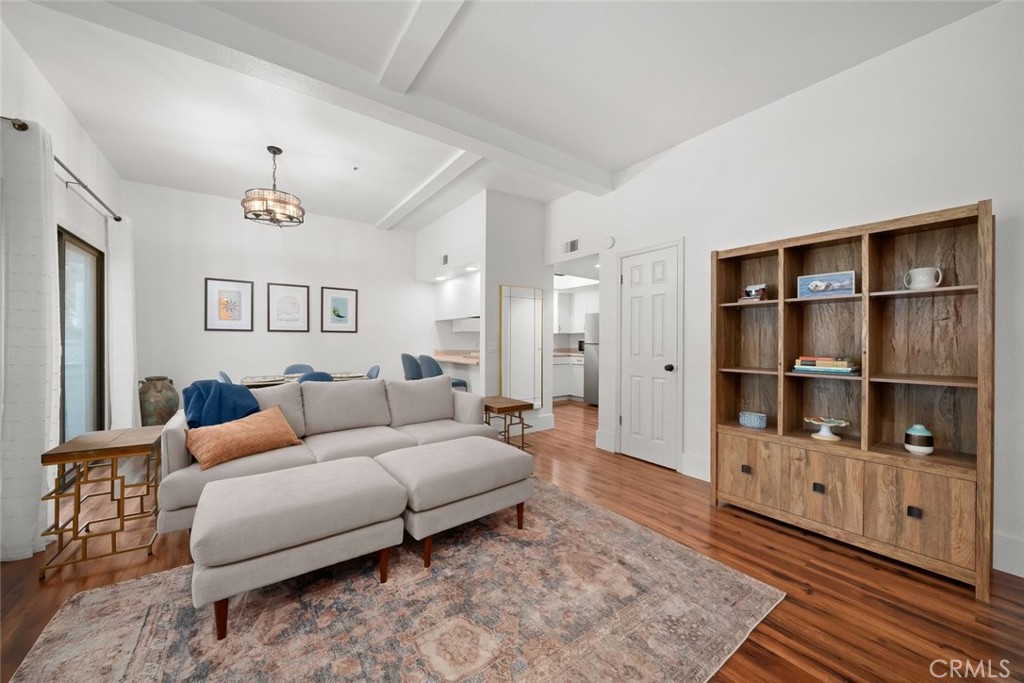 2221 King Court #22, San Luis Obispo, CA 93401