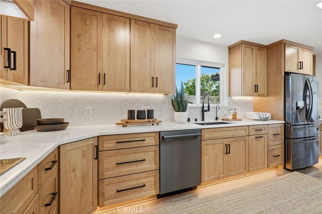 1040 Capistrano Ct, San Luis Obispo, CA 93405