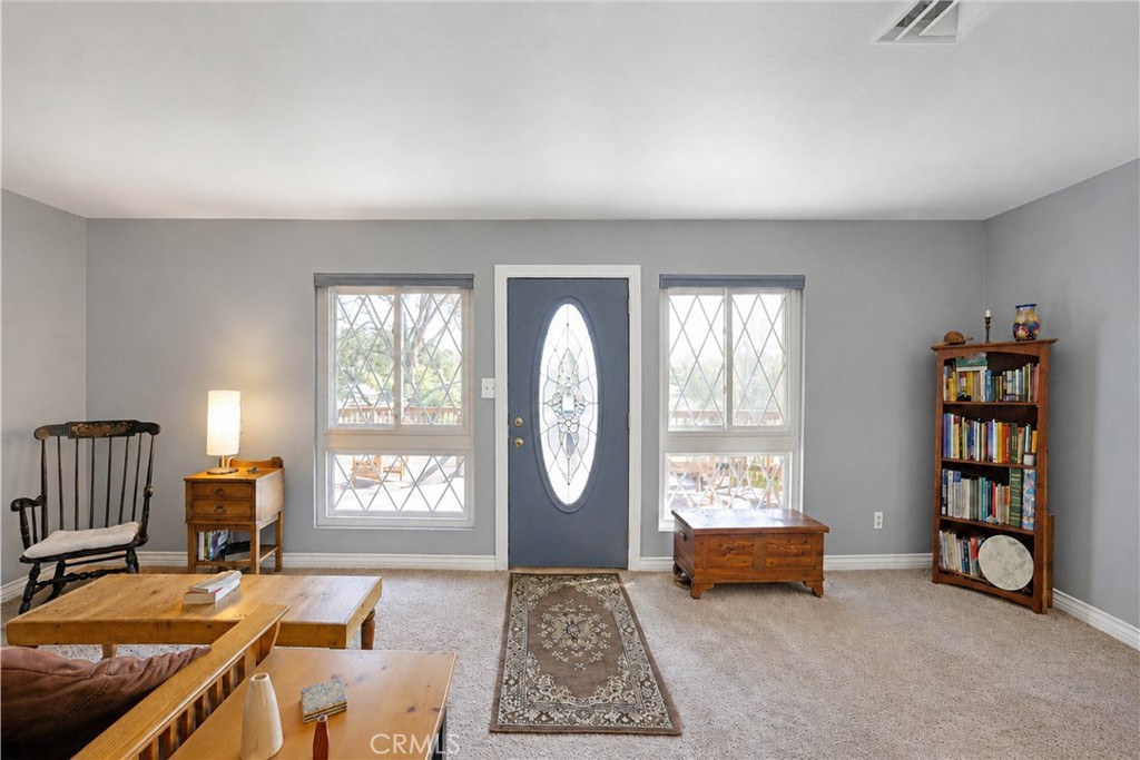 7760 Valle Ave., Atascadero, CA 93422