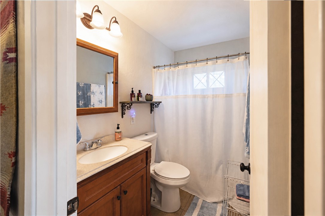 7760 Valle Ave., Atascadero, CA 93422