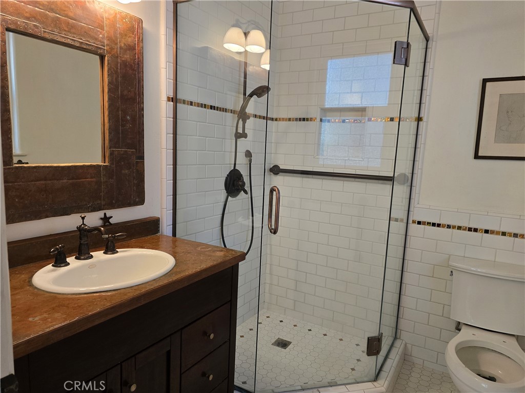 2300 Pineridge Dr, Cambria, CA 93428