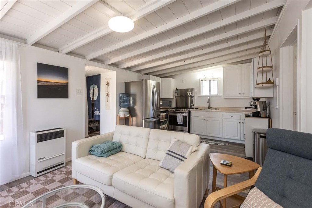 1998 Circle, Cayucos, CA 93430