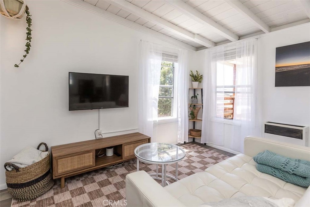 1998 Circle, Cayucos, CA 93430