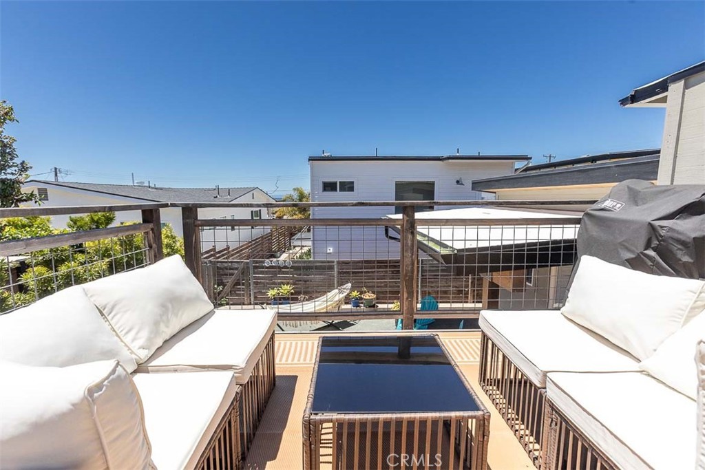 1998 Circle, Cayucos, CA 93430