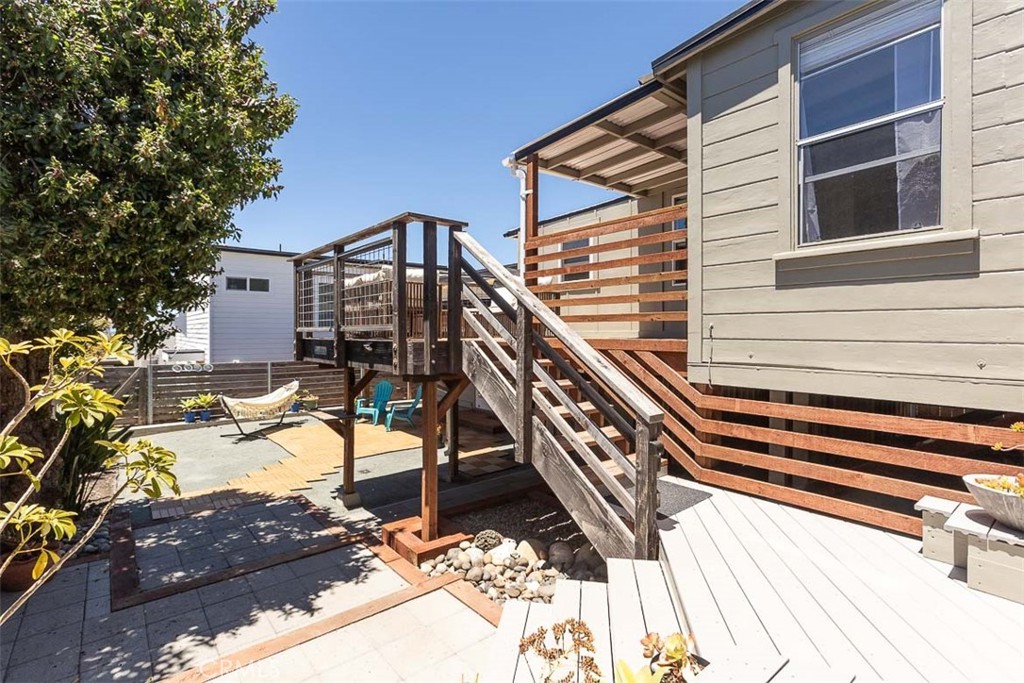 1998 Circle, Cayucos, CA 93430