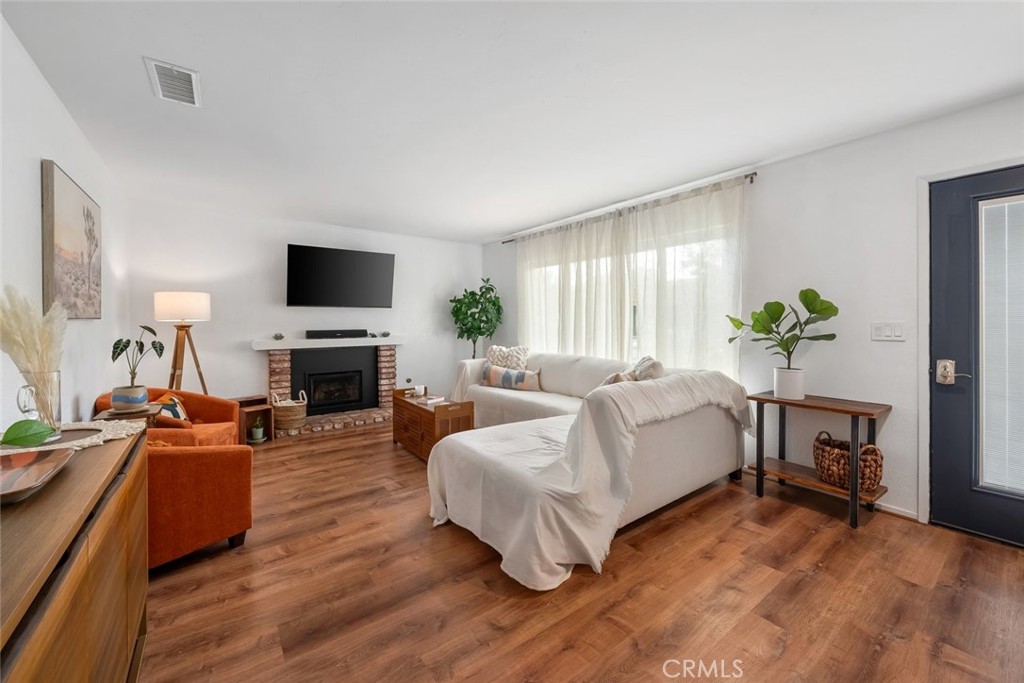 126 Flag Way #B, Paso Robles, CA 93446