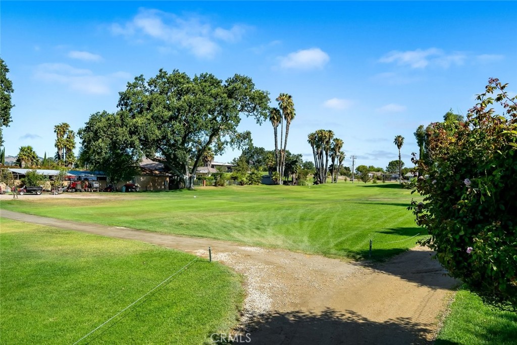 126 Flag Way #B, Paso Robles, CA 93446