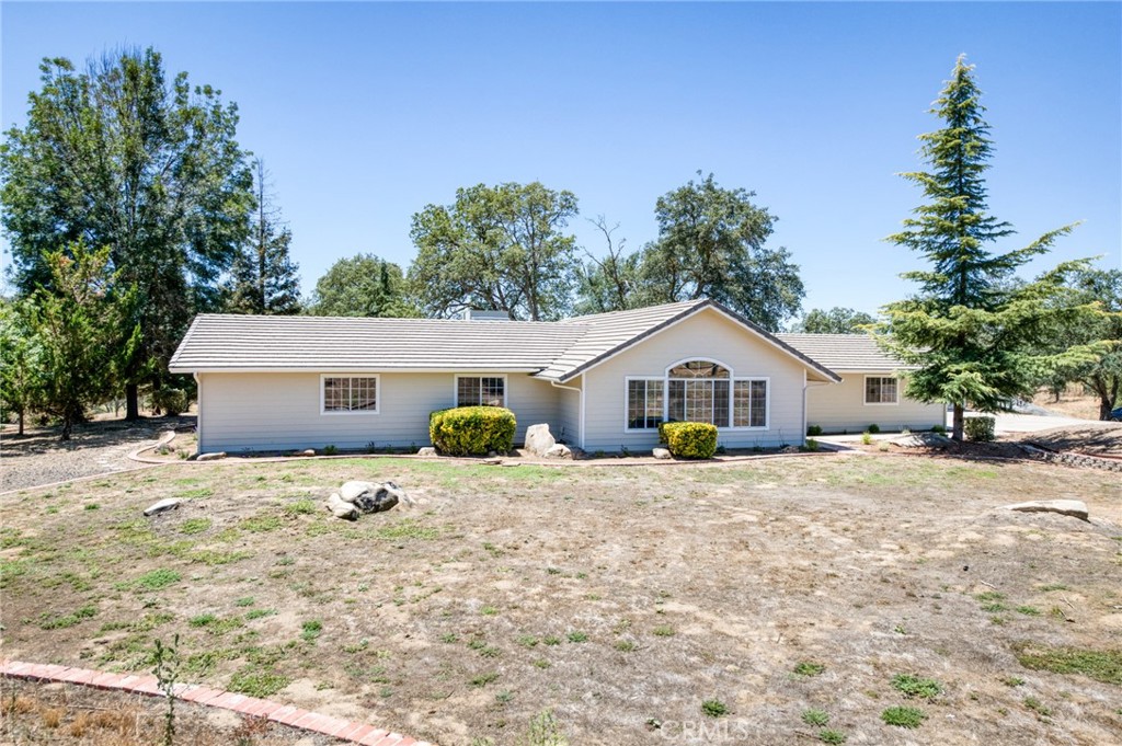 32115 Turkey Track, Auberry, CA 93602