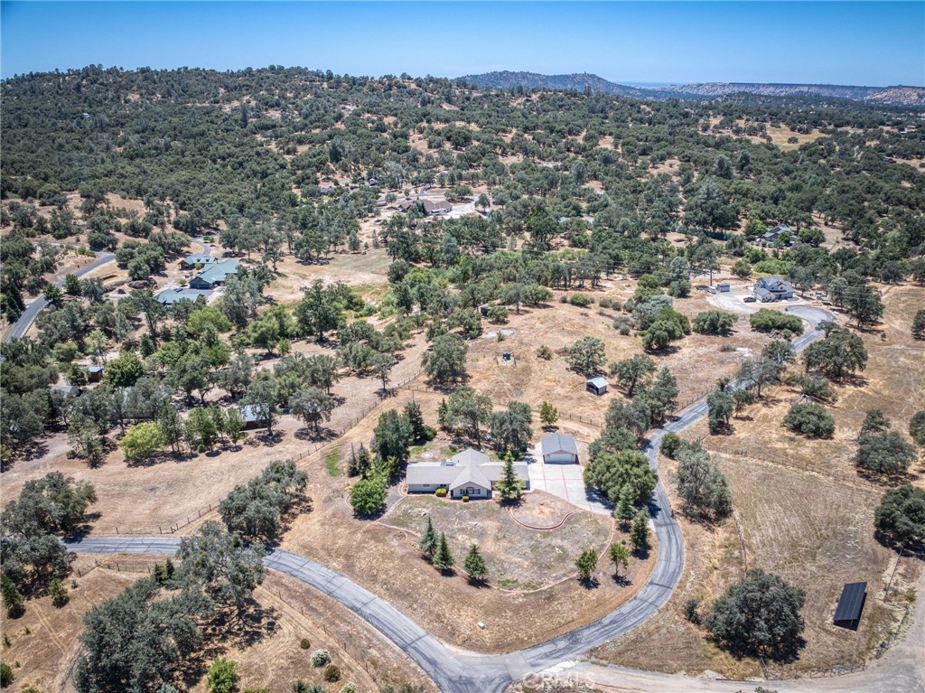 32115 Turkey Track, Auberry, CA 93602