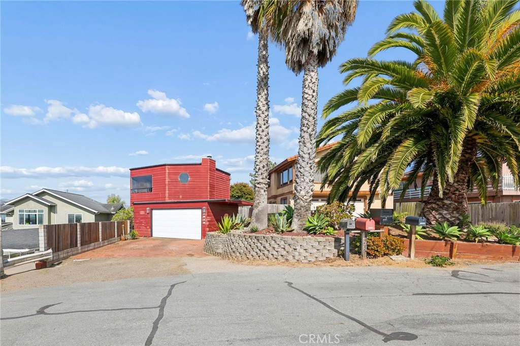 1576 12th St, Los Osos, CA 93402
