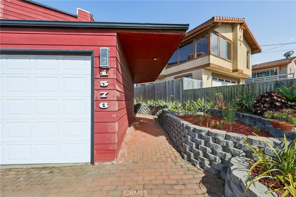 1576 12th St, Los Osos, CA 93402