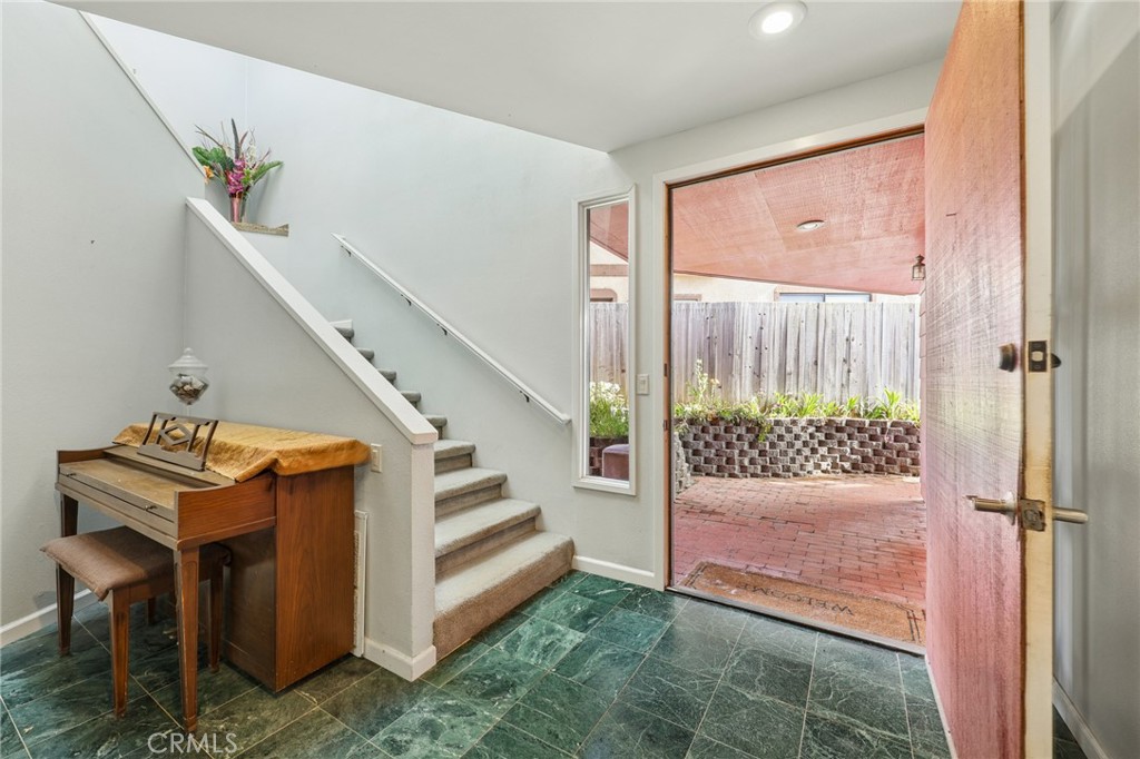 1576 12th St, Los Osos, CA 93402