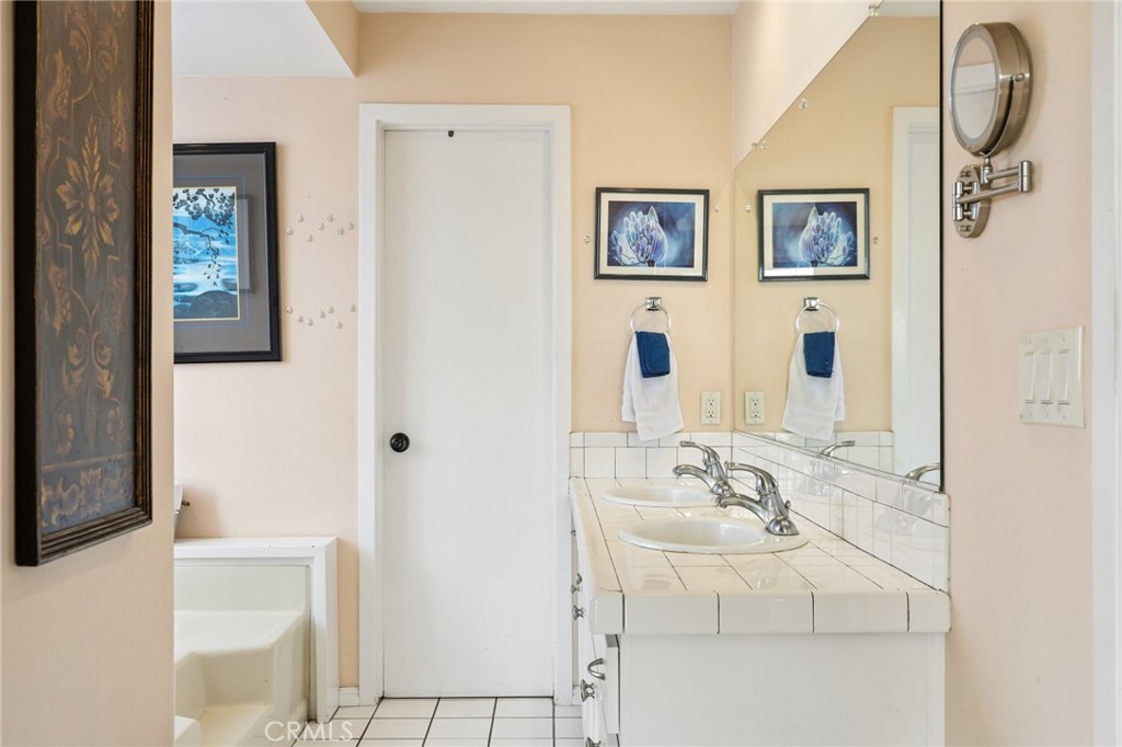 1576 12th St, Los Osos, CA 93402