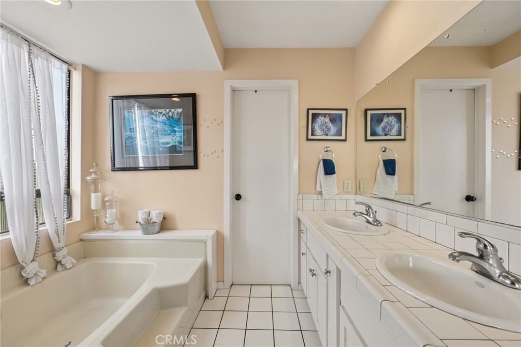 1576 12th St, Los Osos, CA 93402