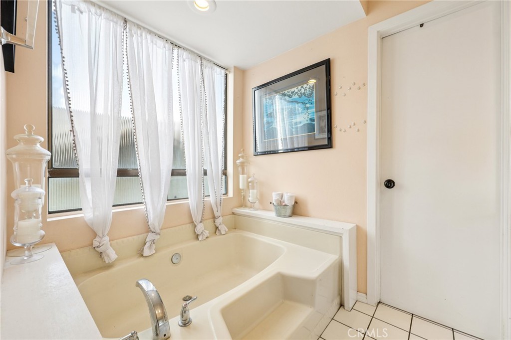 1576 12th St, Los Osos, CA 93402