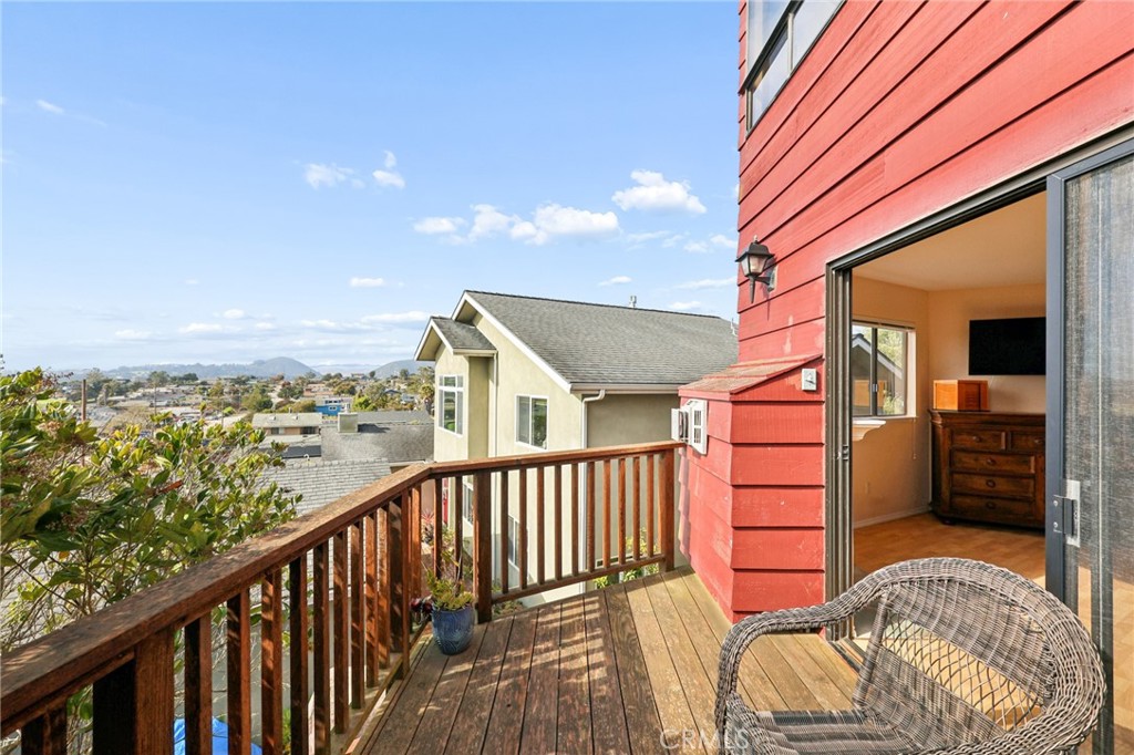 1576 12th St, Los Osos, CA 93402