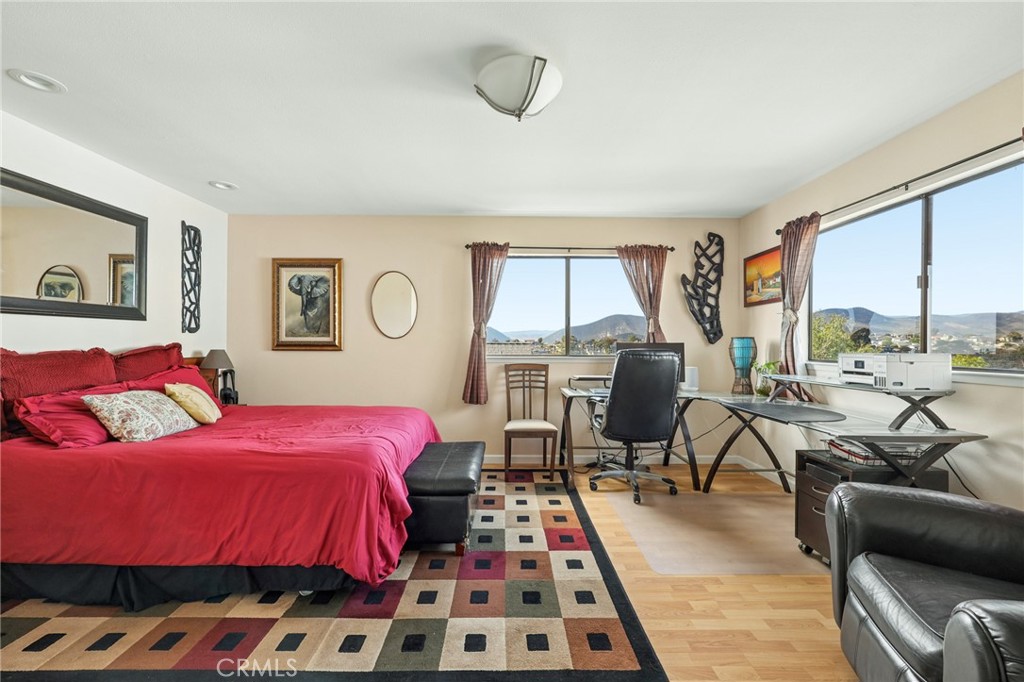 1576 12th St, Los Osos, CA 93402