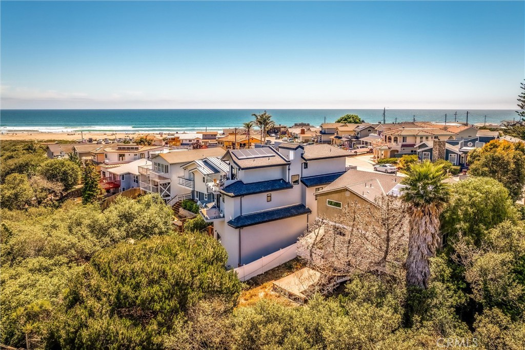 96 24th St, Cayucos, CA 93430