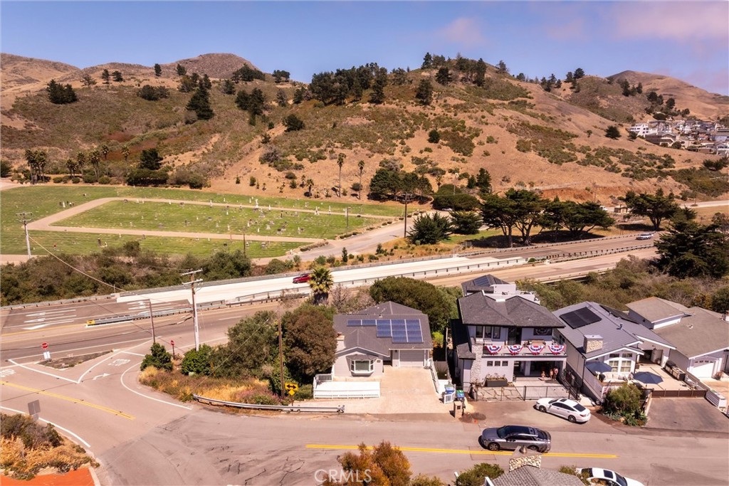 96 24th St, Cayucos, CA 93430
