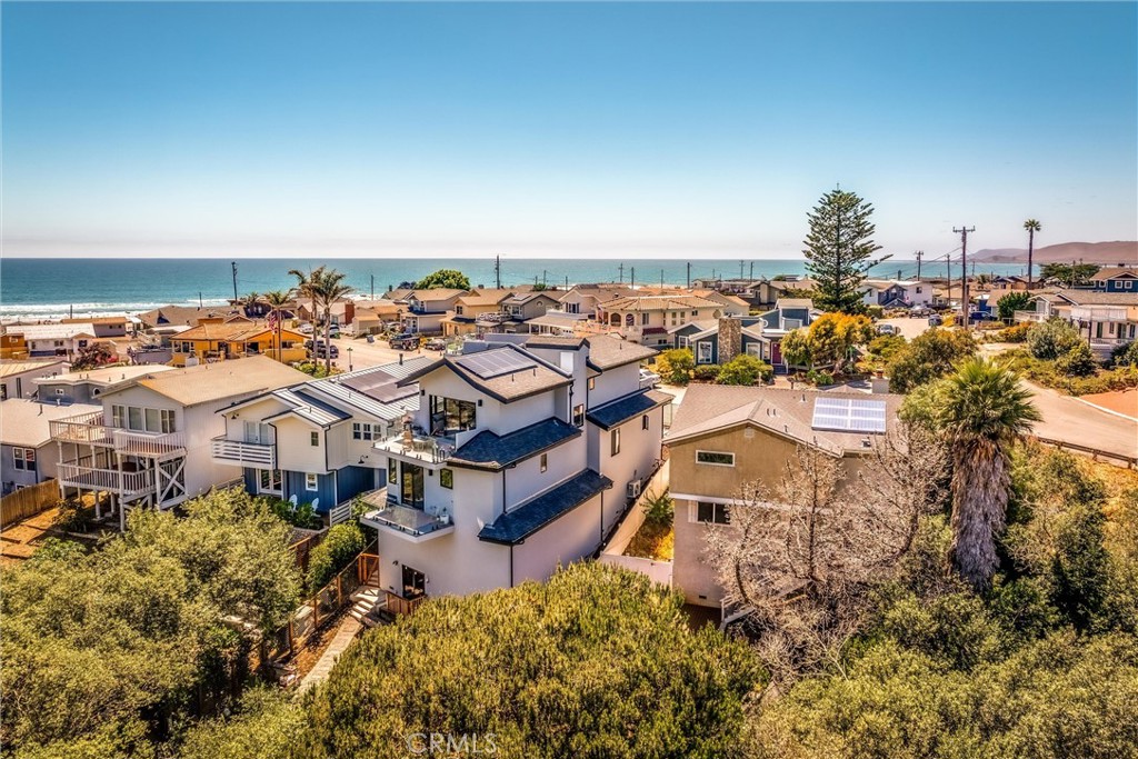 96 24th St, Cayucos, CA 93430