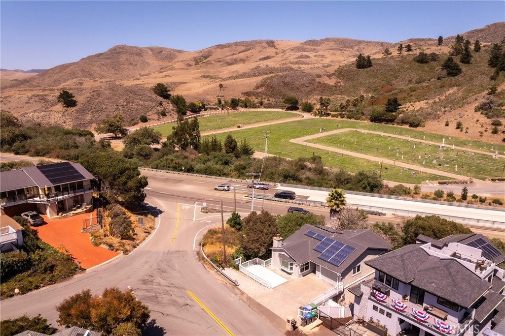 96 24th St, Cayucos, CA 93430