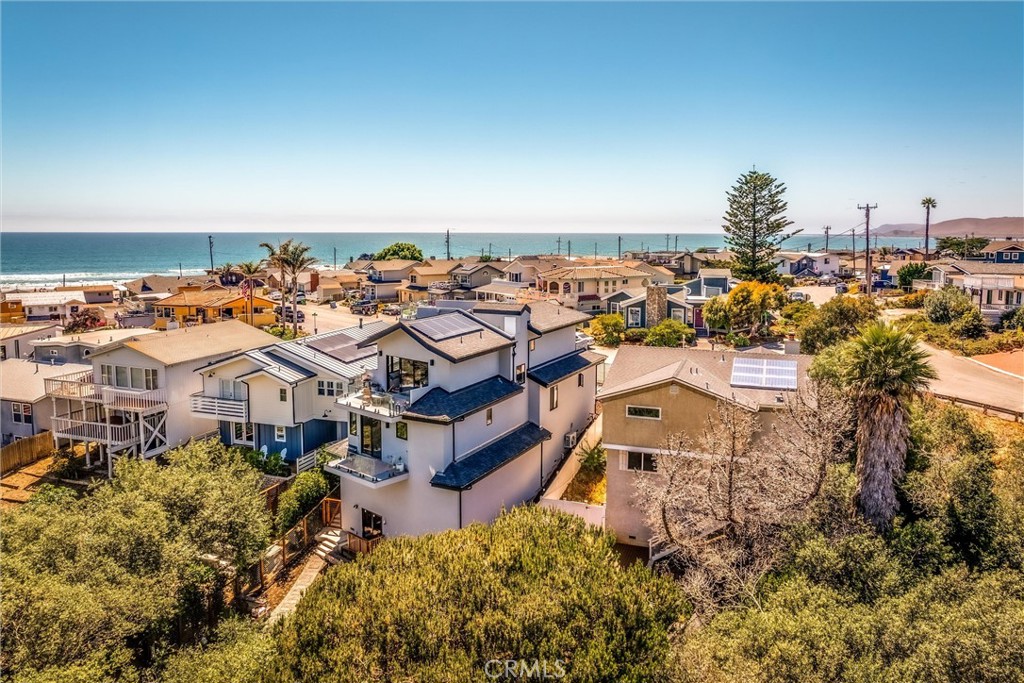 96 24th St, Cayucos, CA 93430
