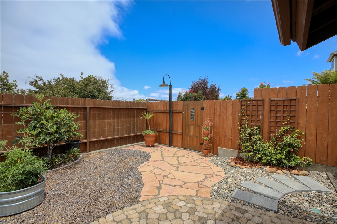 360 Highland Drive, Los Osos, CA 93402