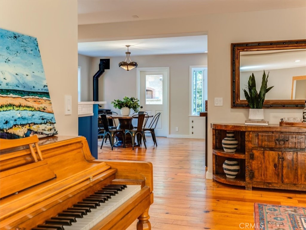385 Squire Canyon, San Luis Obispo, CA 93401