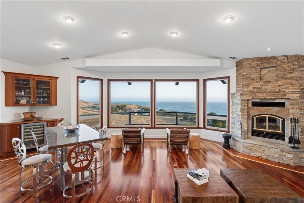 380 Huntington Rd, Cambria, CA 93428
