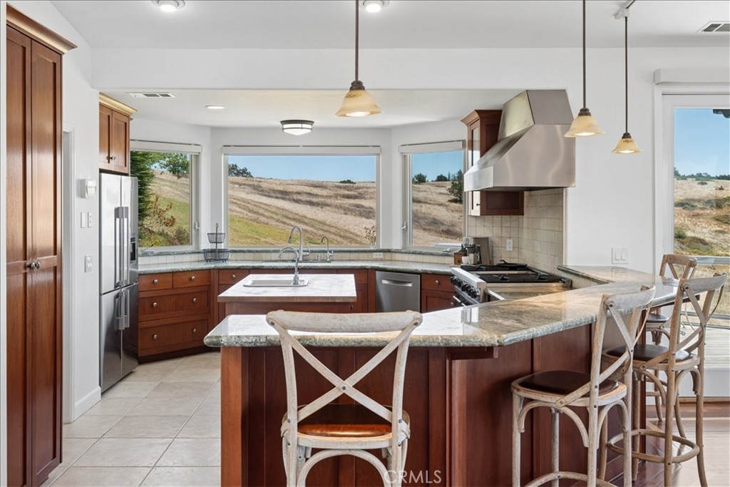 380 Huntington Rd, Cambria, CA 93428