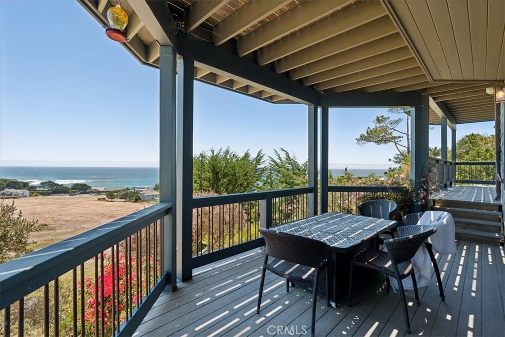 380 Huntington Rd, Cambria, CA 93428